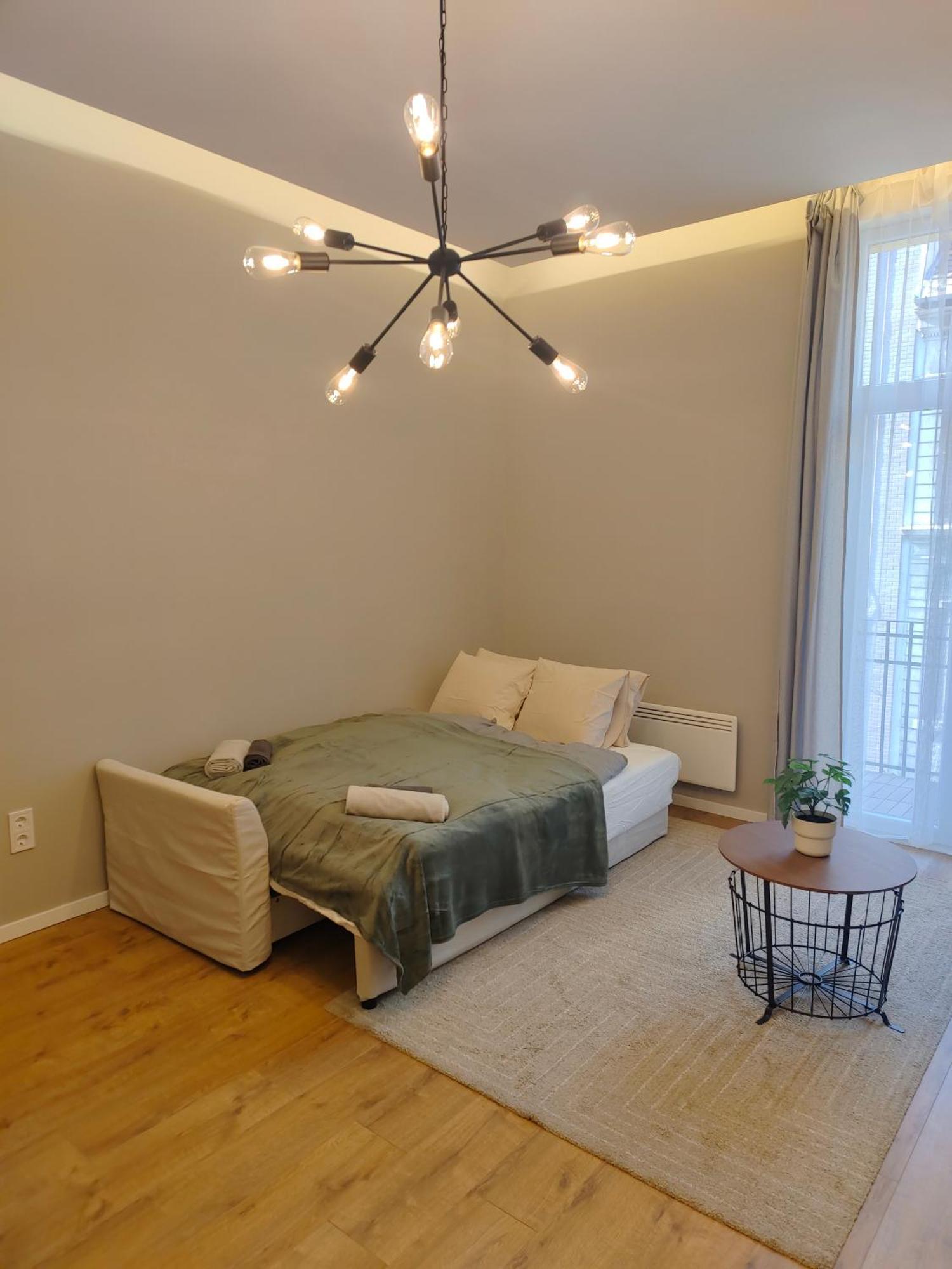 City Center 2, Cozy And Modern 2Br In The City Center Будапеща Екстериор снимка